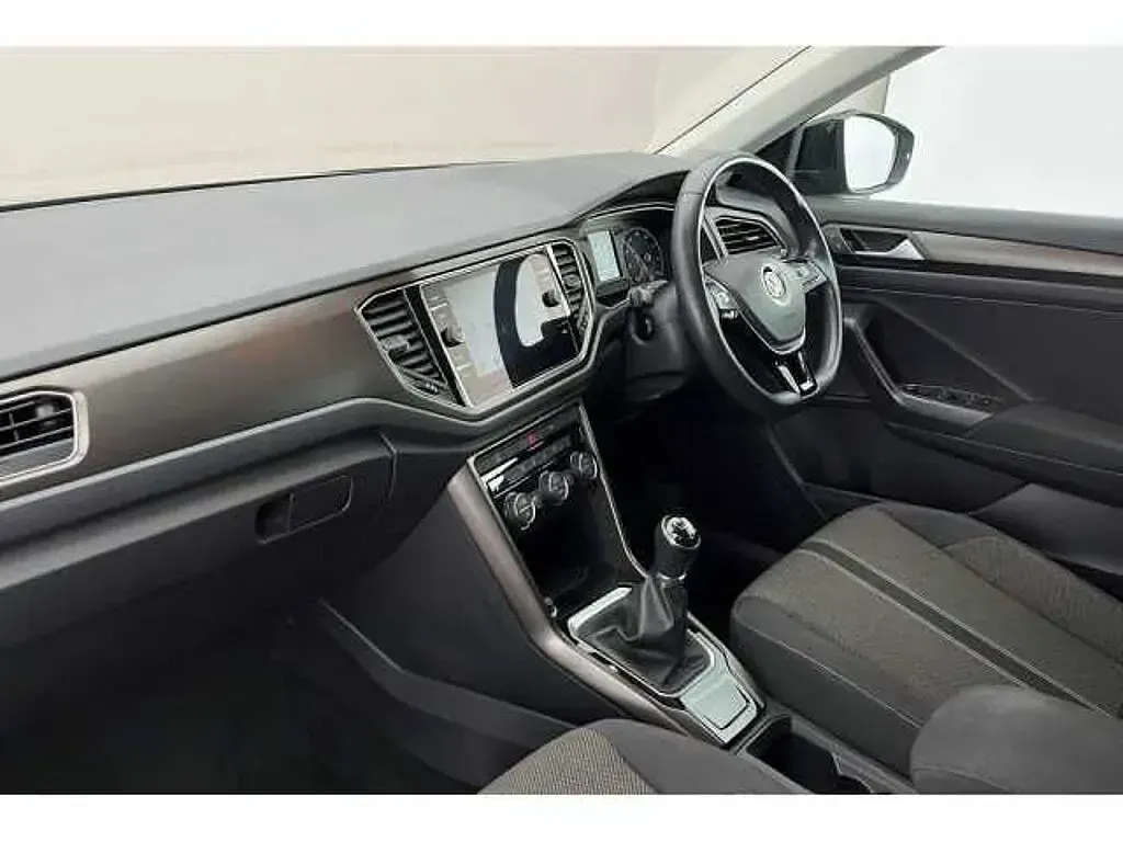 Usado VW T-Roc 150 HP (110 kW) 2019 SUV