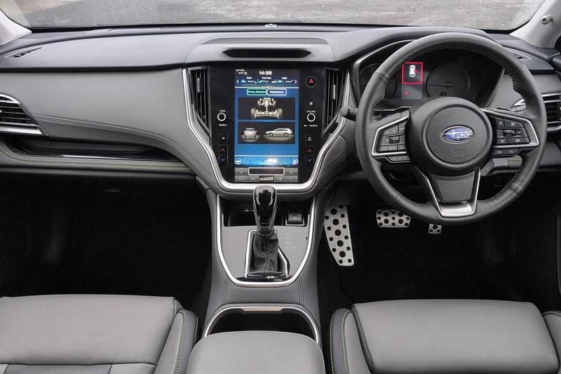 Used Subaru Outback 169 HP (124 kW) 2025 Black Estate