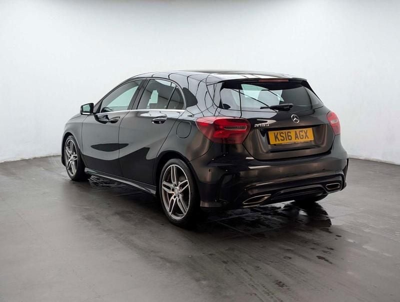 Used Mercedes A180 AMG Line Premium Plus 122 HP (89 kW) 2016 Black Hatchback