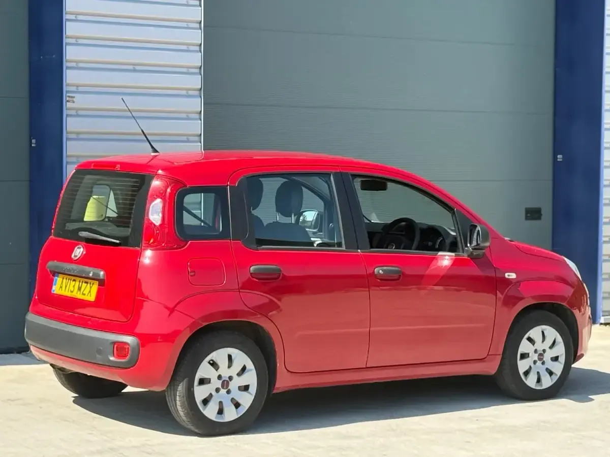 Used Fiat Panda Pop 69 HP (50 kW) 2013 Red Hatchback