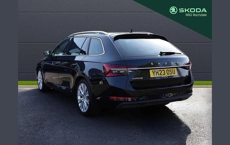 Used Skoda Superb SE L 150 HP (110 kW) 2023 Black magic pearl effect Estate