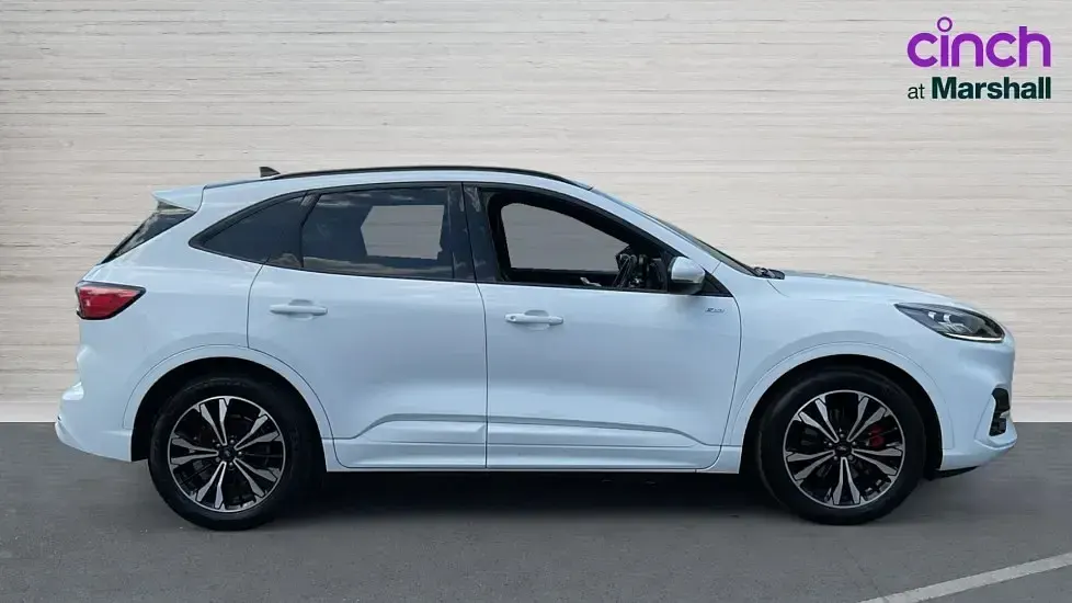 Used Ford Kuga ST-Line X 225 HP (165 kW) 2021 White SUV