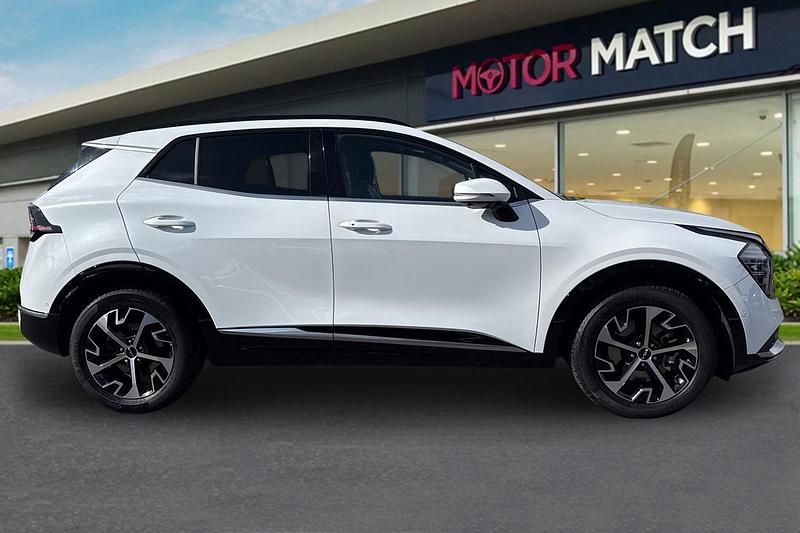 Used Kia Sportage 2023 White SUV