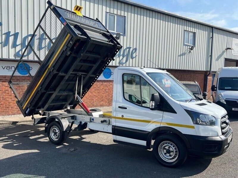 White Used 2022 Ford Transit S | £17,950 (Good price) - Image 1/4