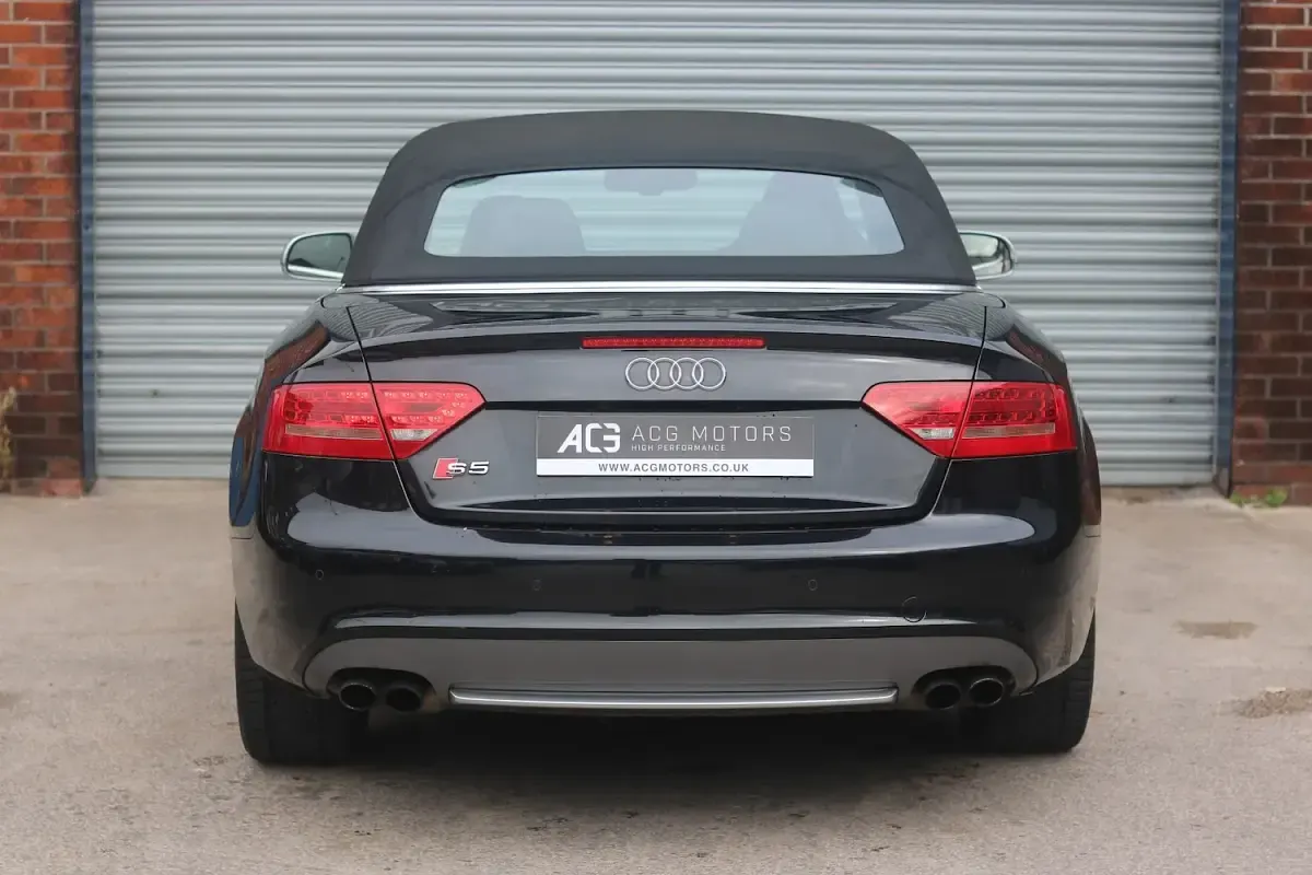 Used Audi A5 Cabriolet Comfort 272 HP (200 kW) 2011 Black Cabriolet