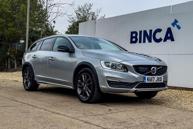 Silver Used 2017 Volvo V60 CC Estate | £14,500 (Fair price) - Image 1/1