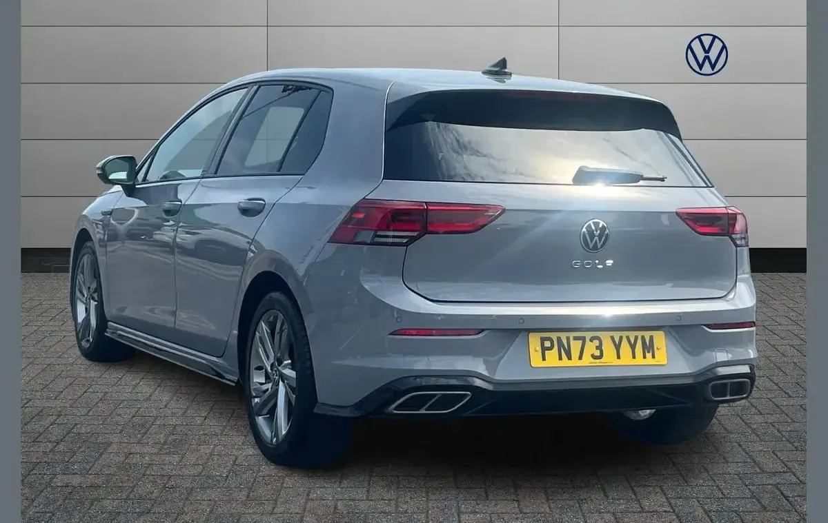 Used VW Golf VIII R-line 130 HP (95 kW) 2023 Grey Hatchback