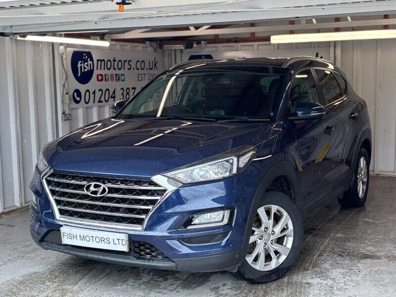 Blue Used 2018 Hyundai Tucson SE SUV | £10,990 (Super price) - Image 1/3