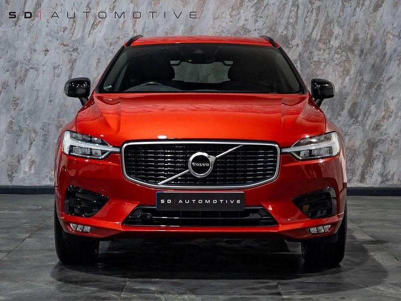 Used Volvo XC60 R-Design 250 HP (183 kW) 2019 Red SUV