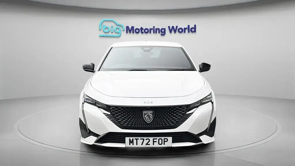 Usado Peugeot 308 GT 130 HP (95 kW) 2022 Citadino