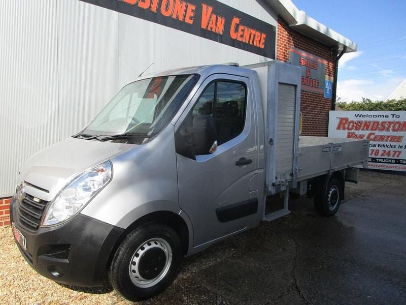 Silver Used 2019 Vauxhall Movano Van | £8,995 (Good price) - Image 1/4