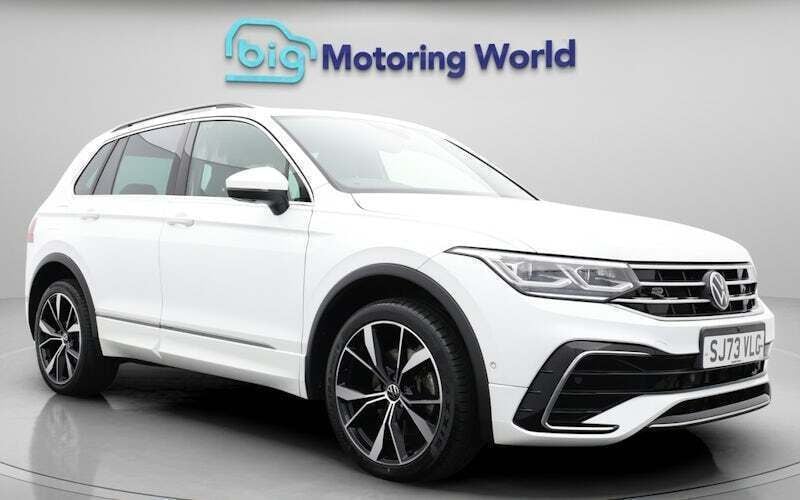 Used 2024 VW Tiguan R-line SUV | £28,300 (Good price) - Image 1/4