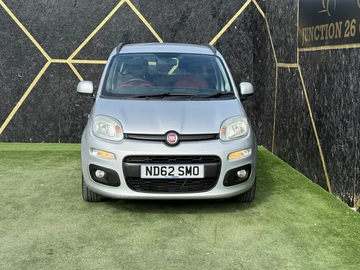 Used Fiat Panda Lounge 69 HP (50 kW) 2013 Silver Hatchback