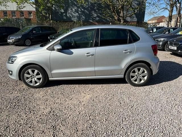 Used VW Polo Match 70 HP (51 kW) 2012 Silver Hatchback