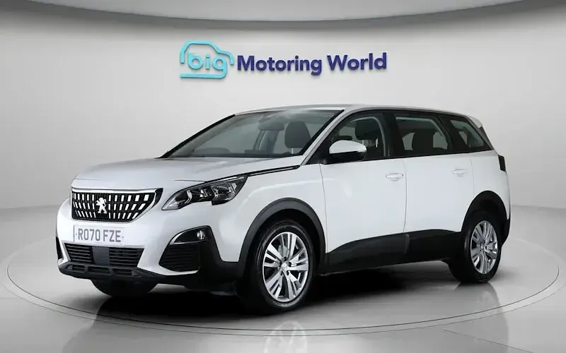 Używany Peugeot 5008 Active 131 KM (96 kW) 2020 Biały SUV