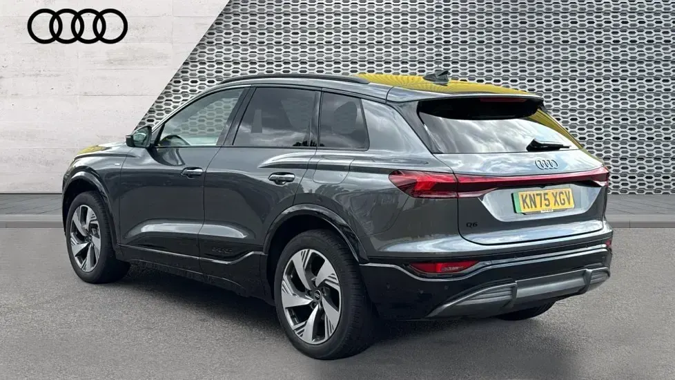 Used Audi Q6 e-tron S-Line 185 kW (252 HP) 2025 Grey SUV