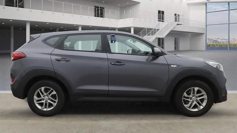 Used Hyundai Tucson 2015 Grey SUV