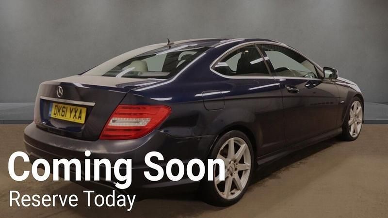 Used Mercedes C180 Sport Edition 156 HP (114 kW) 2011 Blue Coupe