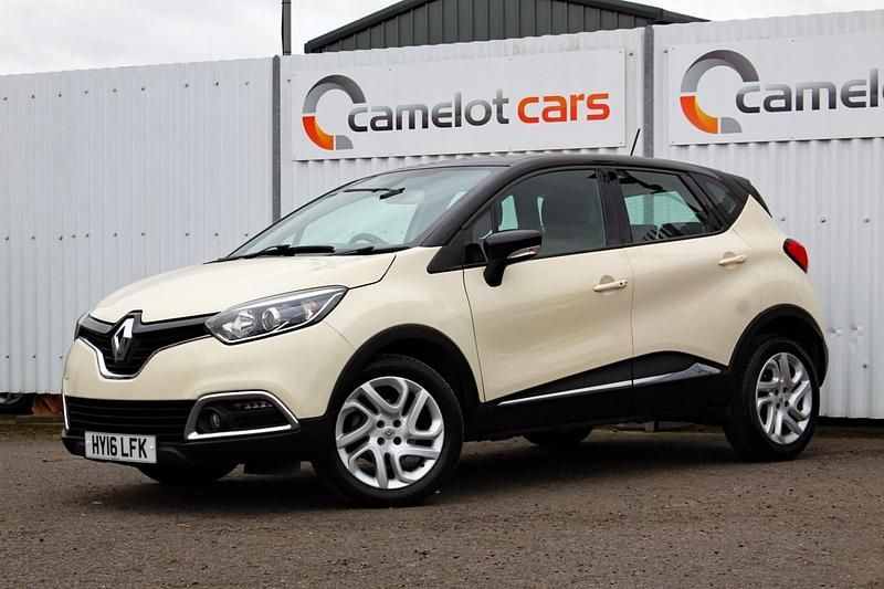 Used Renault Captur Dynamique 2016 White SUV
