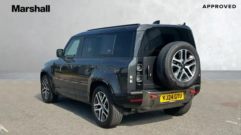 Used Land Rover Defender 404 HP (297 kW) 2024 Grey SUV