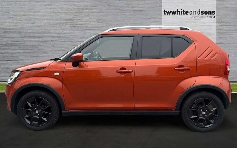 Used Suzuki Ignis SZ-T 90 HP (66 kW) 2020 Flame orange SUV