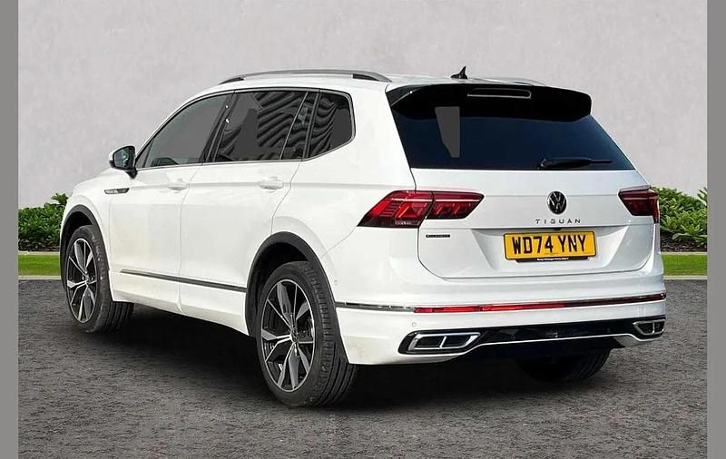 Used VW Tiguan Allspace R-line 150 HP (110 kW) 2025 White SUV