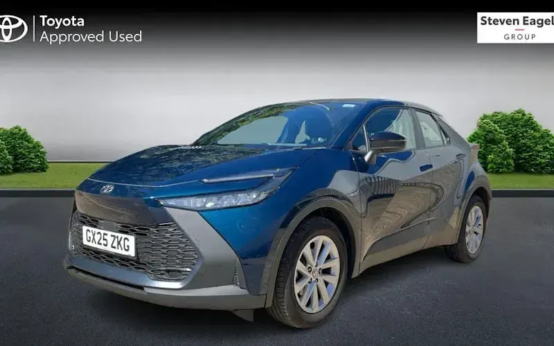 Used Toyota C-HR 140 HP (102 kW) 2025 Blue SUV