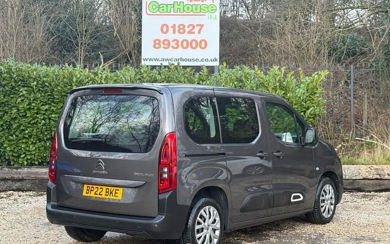 Used Citroën Berlingo Feel 110 HP (80 kW) 2022 Grey MPV