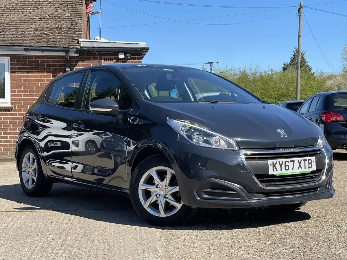 Used Peugeot 208 Active 2017 Grey Hatchback