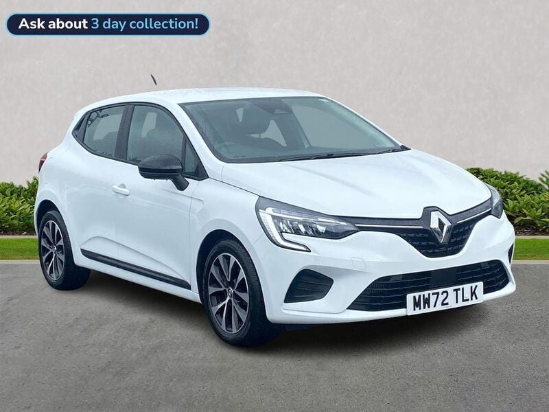White Used 2023 Renault Clio V Evolution Hatchback | £13,699 (Good price) - Image 1/4