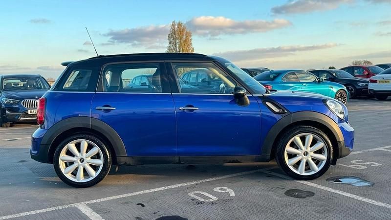 Starlight blue Used 2015 Mini Cooper S Chili Hatchback | £7,475 (Good price) - Image 1/4
