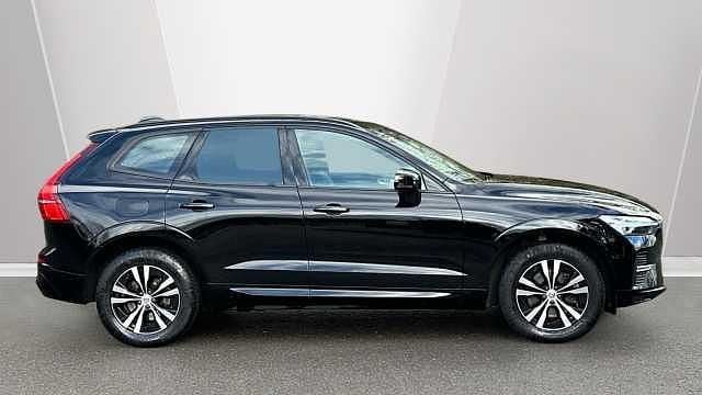 Used Volvo XC60 Core 247 HP (181 kW) 2023 SUV