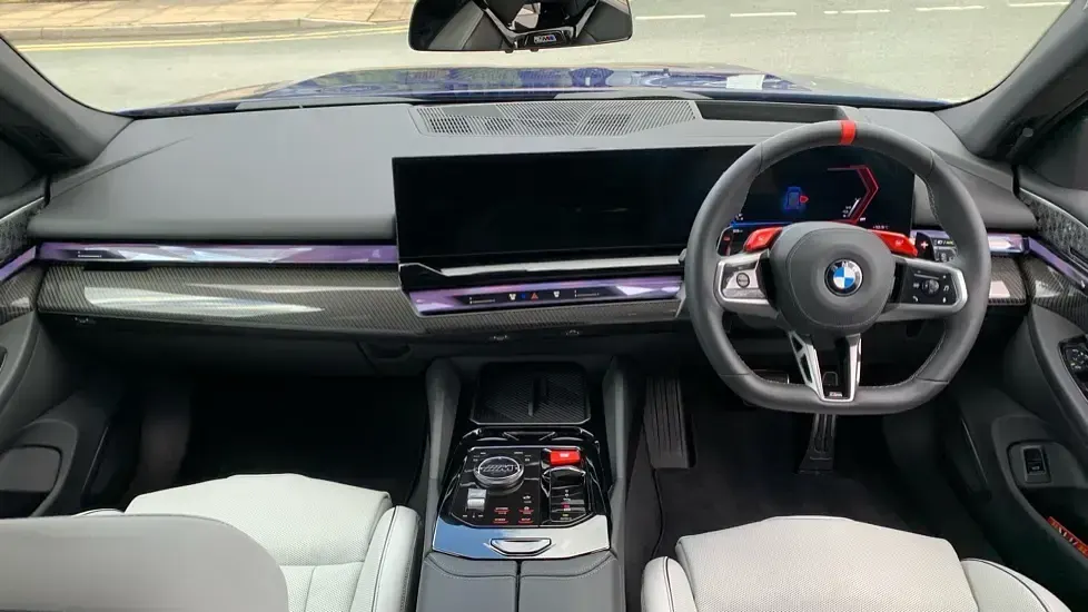 Used BMW M5 Comfort Edition 717 HP (527 kW) 2026 Blue Estate