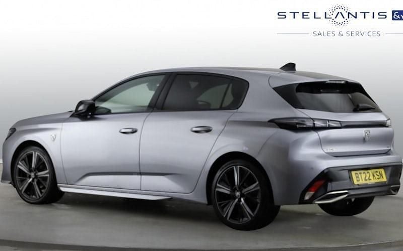 Used Peugeot 308 Premium 131 HP (96 kW) 2022 Hatchback