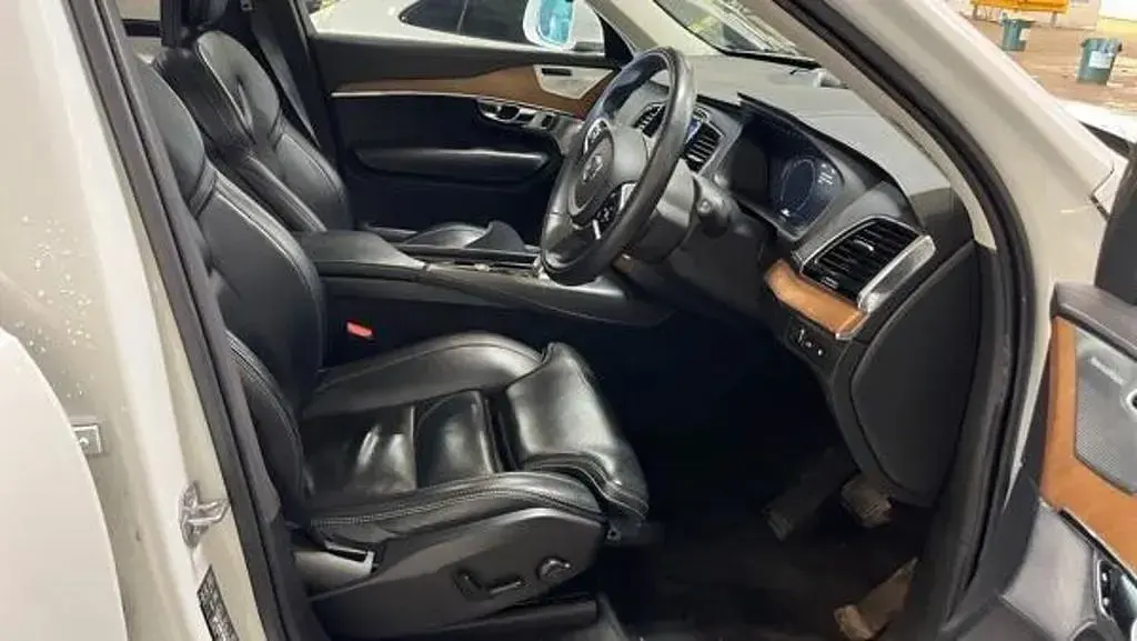 Used Volvo XC90 Inscription 2017 White SUV