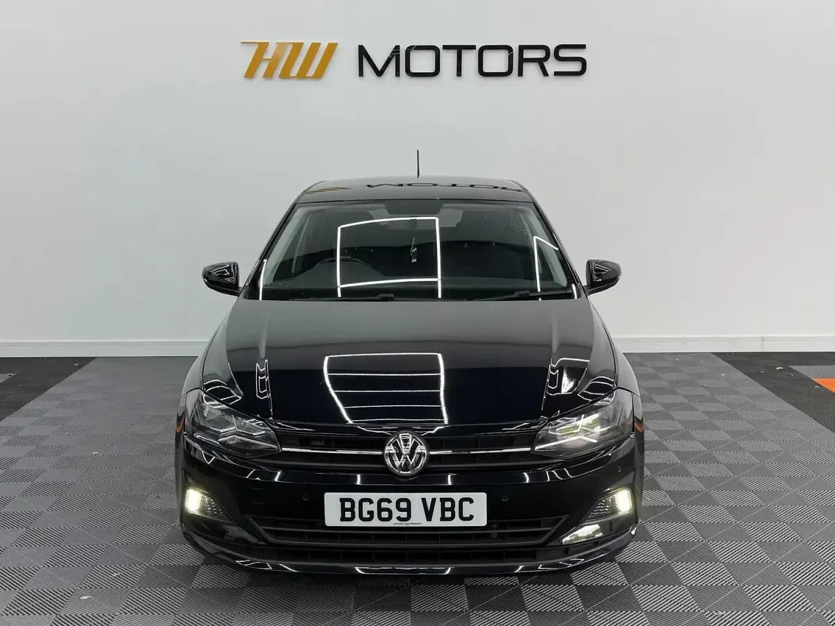 Used VW Polo SE 95 HP (69 kW) 2019 Black Hatchback