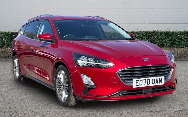 Used Ford Focus Titanium X 125 HP (91 kW) 2020 Red Estate