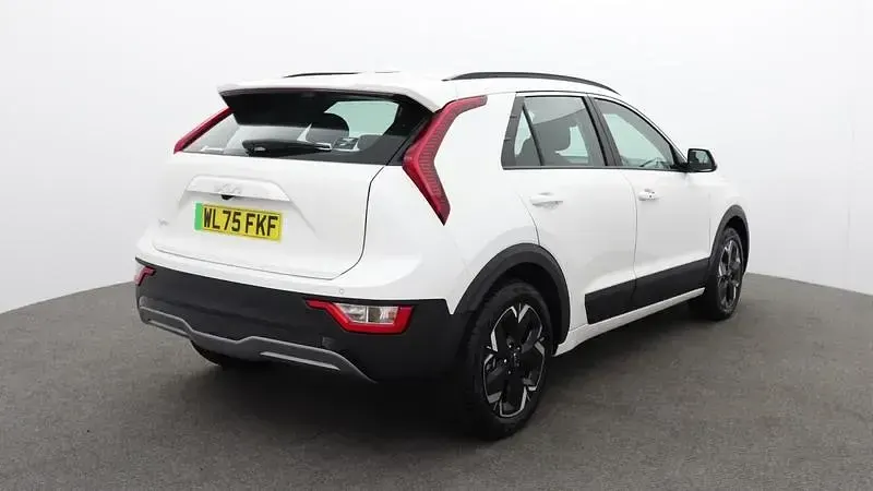 New Kia e-Niro 150 kW (204 HP) 2026 White SUV