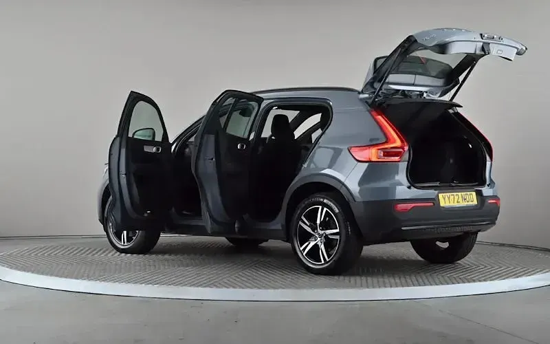 Used Volvo XC40 Plus 163 HP (119 kW) 2022 Grey SUV