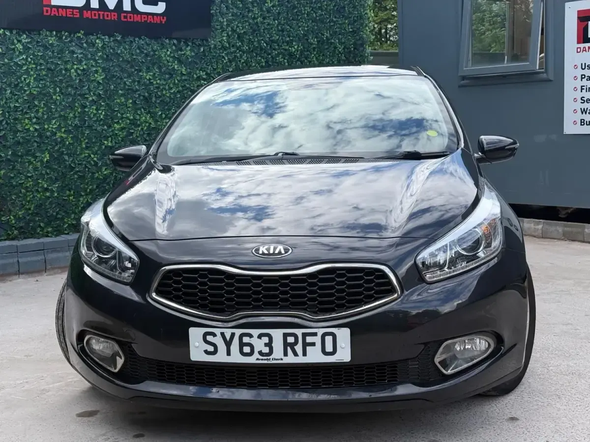 Usado Kia Ceed 2013 Preto Citadino