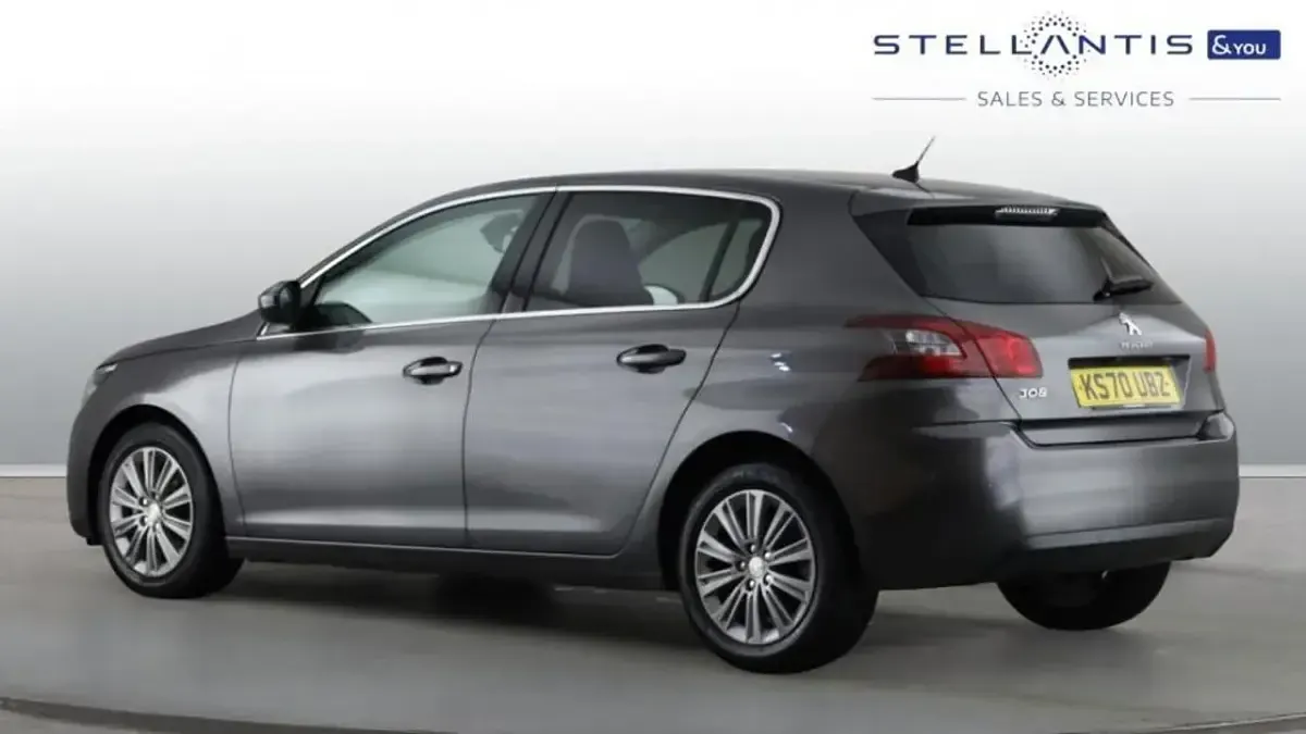 Used Peugeot 308 Allure 129 HP (94 kW) 2020 Grey Hatchback