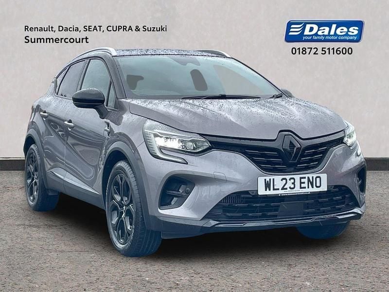 Metallic oyster grey Used 2023 Renault Captur Rive Gauche SUV | £17,000 (Fair price) - Image 1/4
