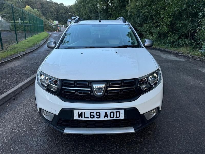 Used Dacia Sandero Essentiel 2020 White Hatchback