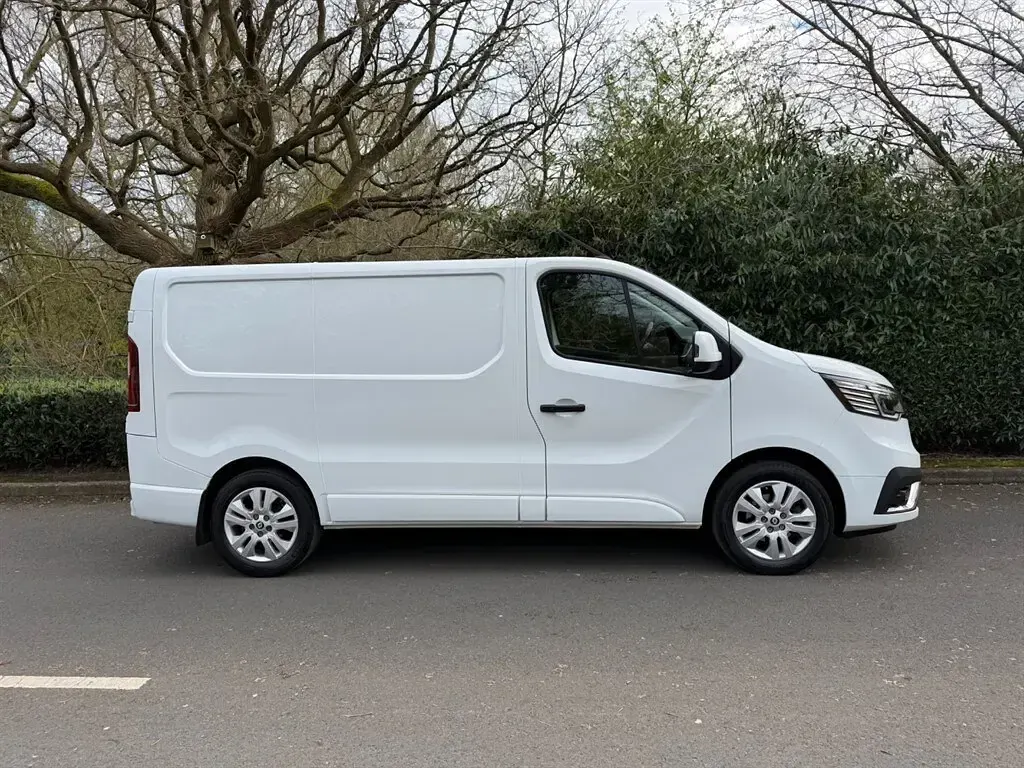 Used Renault Trafic 2024 White