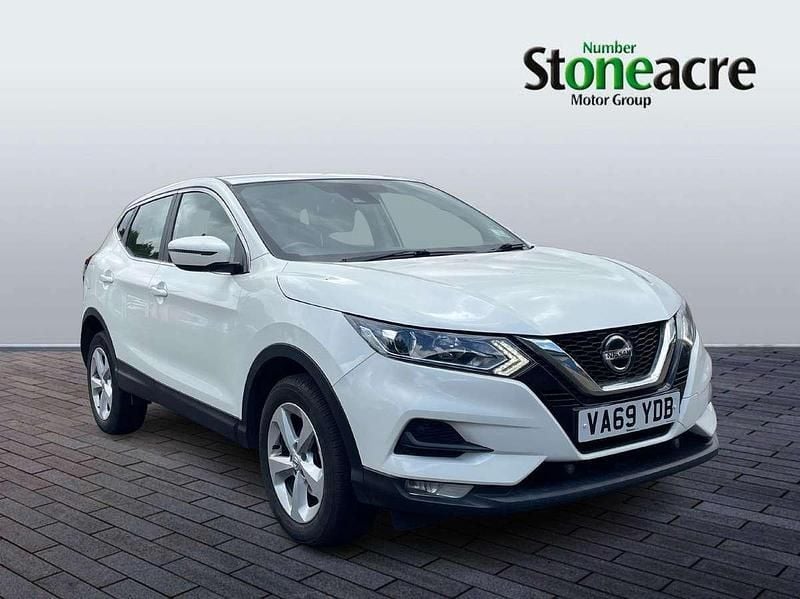White Used 2020 Nissan Qashqai Acenta Premium SUV | £10,495 (Good price) - Image 1/4