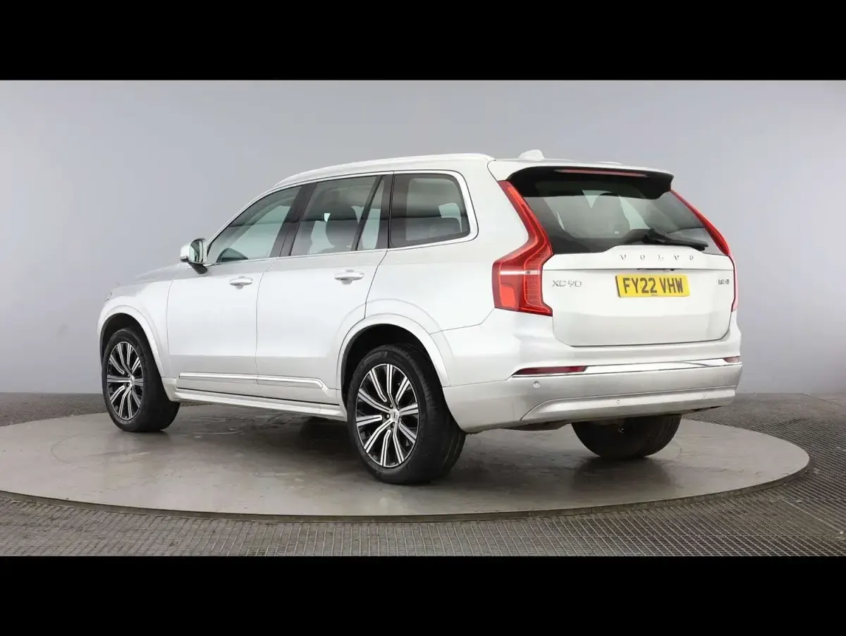Used Volvo XC90 Inscription 235 HP (172 kW) 2022 Silver SUV