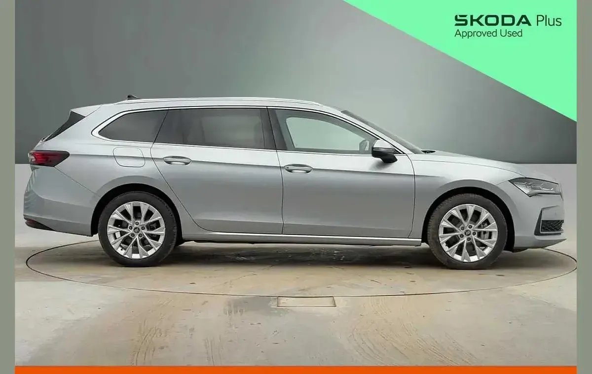 Ny Skoda Superb SE L 200 HK (147 kW) 2026 Silver Kombi