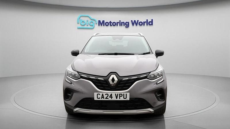Used Renault Captur Techno 145 HP (106 kW) 2024 Grey SUV