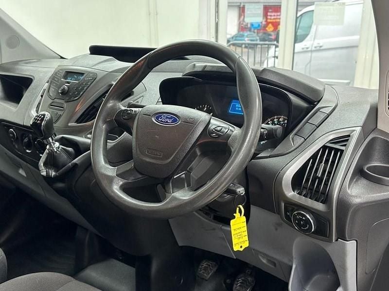 Begagnad Ford Transit Custom 105 HK (77 kW) 2017 Vit Van
