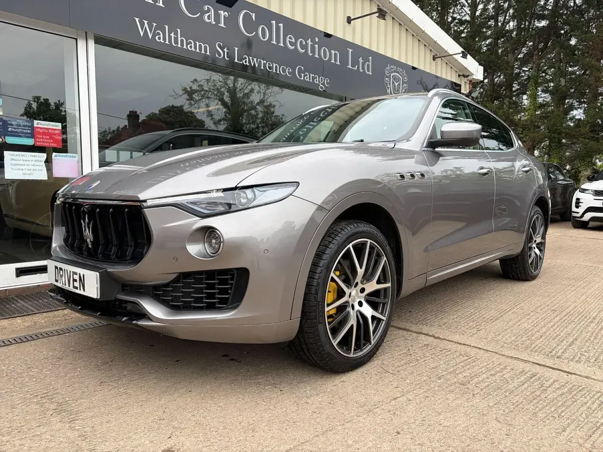Used Maserati Levante 275 HP (202 kW) 2017 Grey SUV